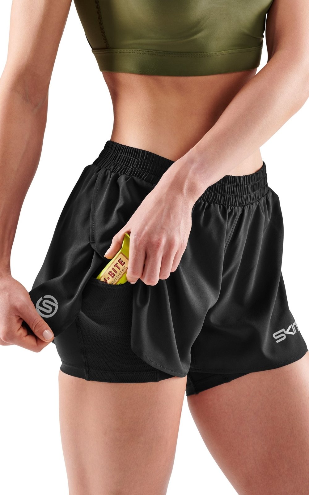 Skins - 2 - in - 1 Superpose Shorts Damen - black - SK - ST40300129001XS - Sportbrands24