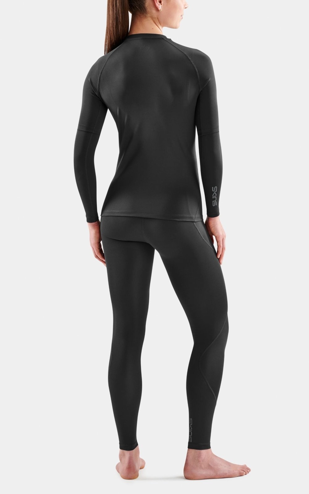 Skins - 2 - Series Top L/S Longsleeve Damen - black - SK - SW40200059001XS - Sportbrands24