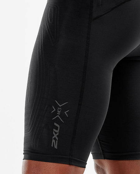 2XU - Light Speed Compression Laufshorts Herren - black/ black reflective - 2X - MA5331B - BLK/BRF - S - Sportbrands24