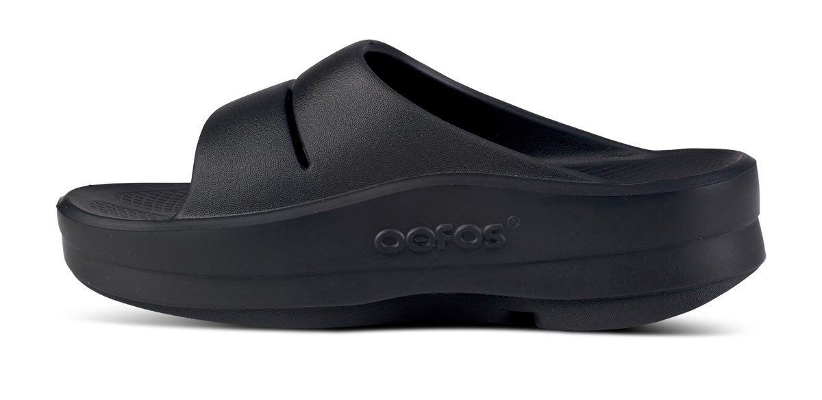 Oofos - OOmega OOahh Recovery - Sandale Damen - black - OO-1110BLACKW5 - Sportbrands24
