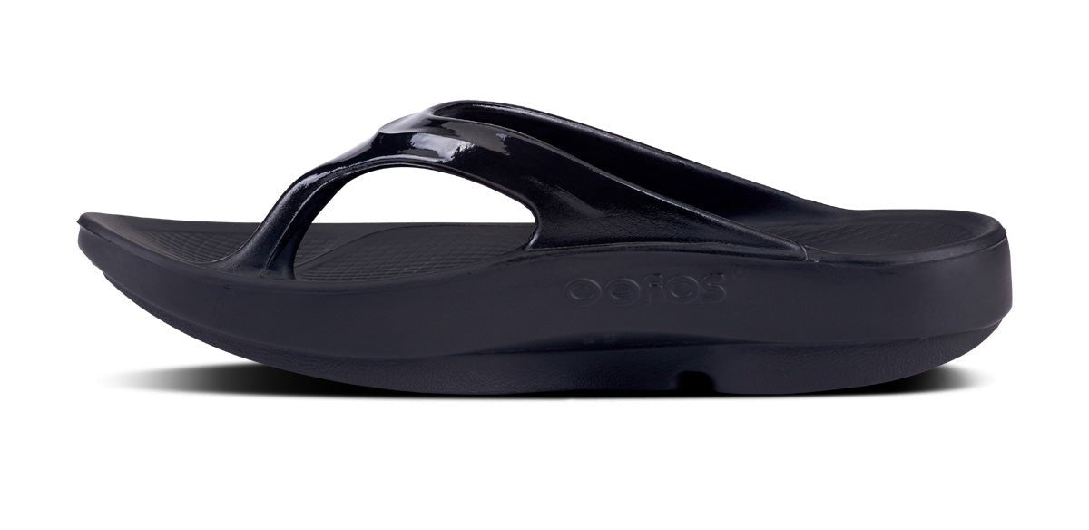 Oofos - OOlala Recovery - Sandale - black - OO-1400BLKM3W5 - Sportbrands24