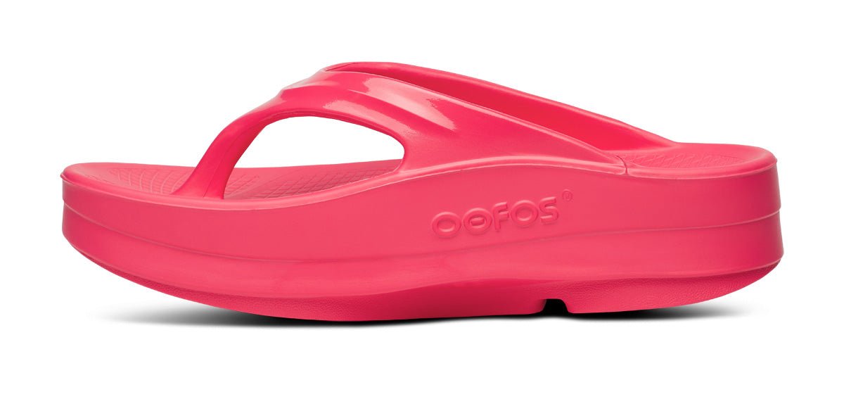 Oofos - OOmega Recovery - Sandale Damen - neon berry - OO-1410NEOBRYW5 - Sportbrands24