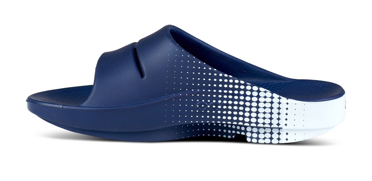 Oofos - OOahh Sport Recovery - Sandale - navy matrix - OO - 1500NVMTRX - Sportbrands24