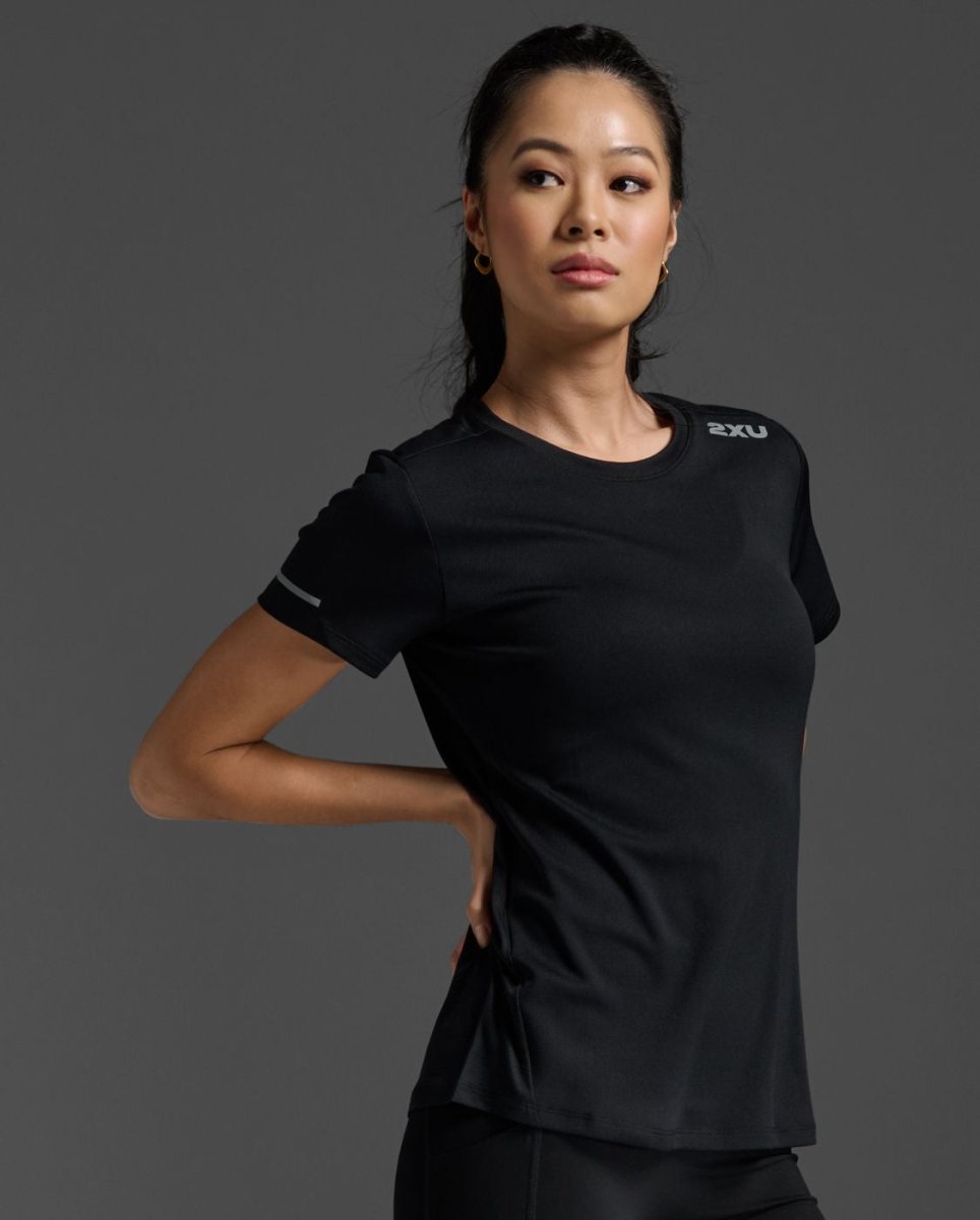 2XU - Aero T-Shirt Damen - black/silver reflective - 2X-WR6565A-BLK/SRF-XXS - Sportbrands24