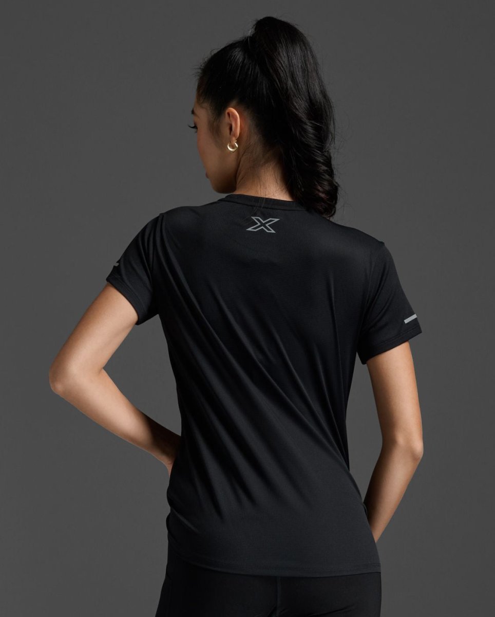 2XU - Aero T-Shirt Damen - black/silver reflective - 2X-WR6565A-BLK/SRF-XXS - Sportbrands24
