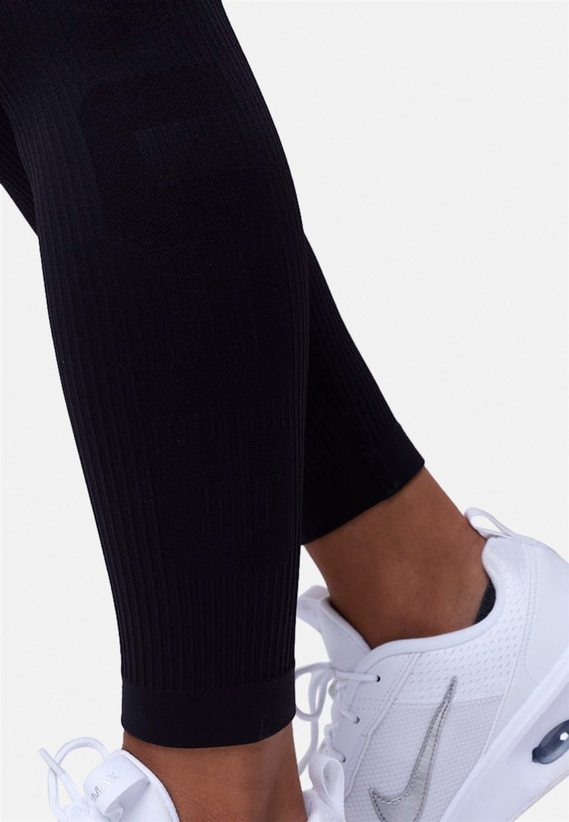 CLN Athletics - Victory Tight Damen - black - CLN-3154-00-XS - Sportbrands24