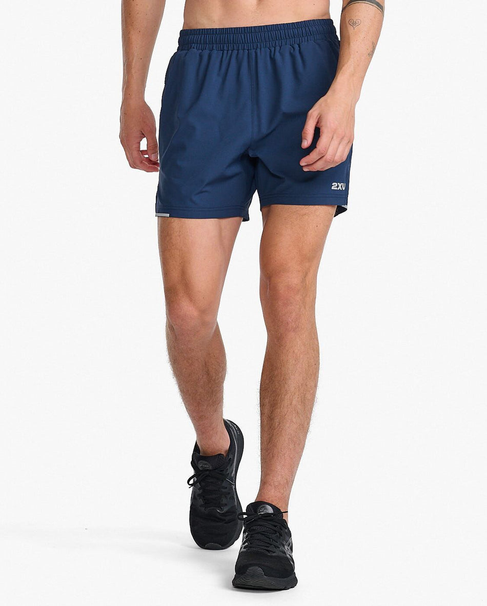 2XU - Aero 5 Inch Laufshorts Herren - midnight/silver reflective - 2X - MR6903B - MDN/SRF - S - Sportbrands24