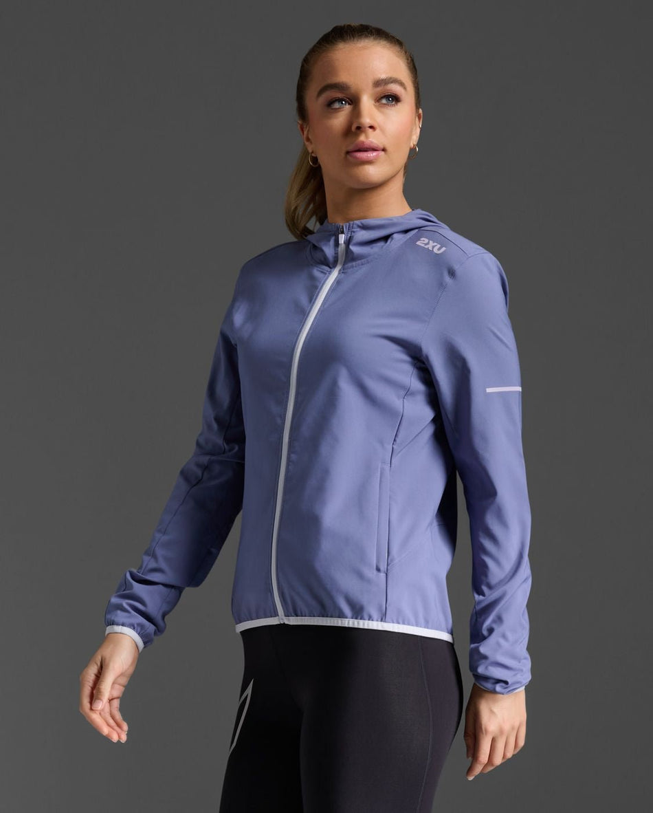 2XU - Aero Jacket Windjacke Damen - blue stone/halogen reflective - 2X - WR7205A - BST/HAF - XS - Sportbrands24