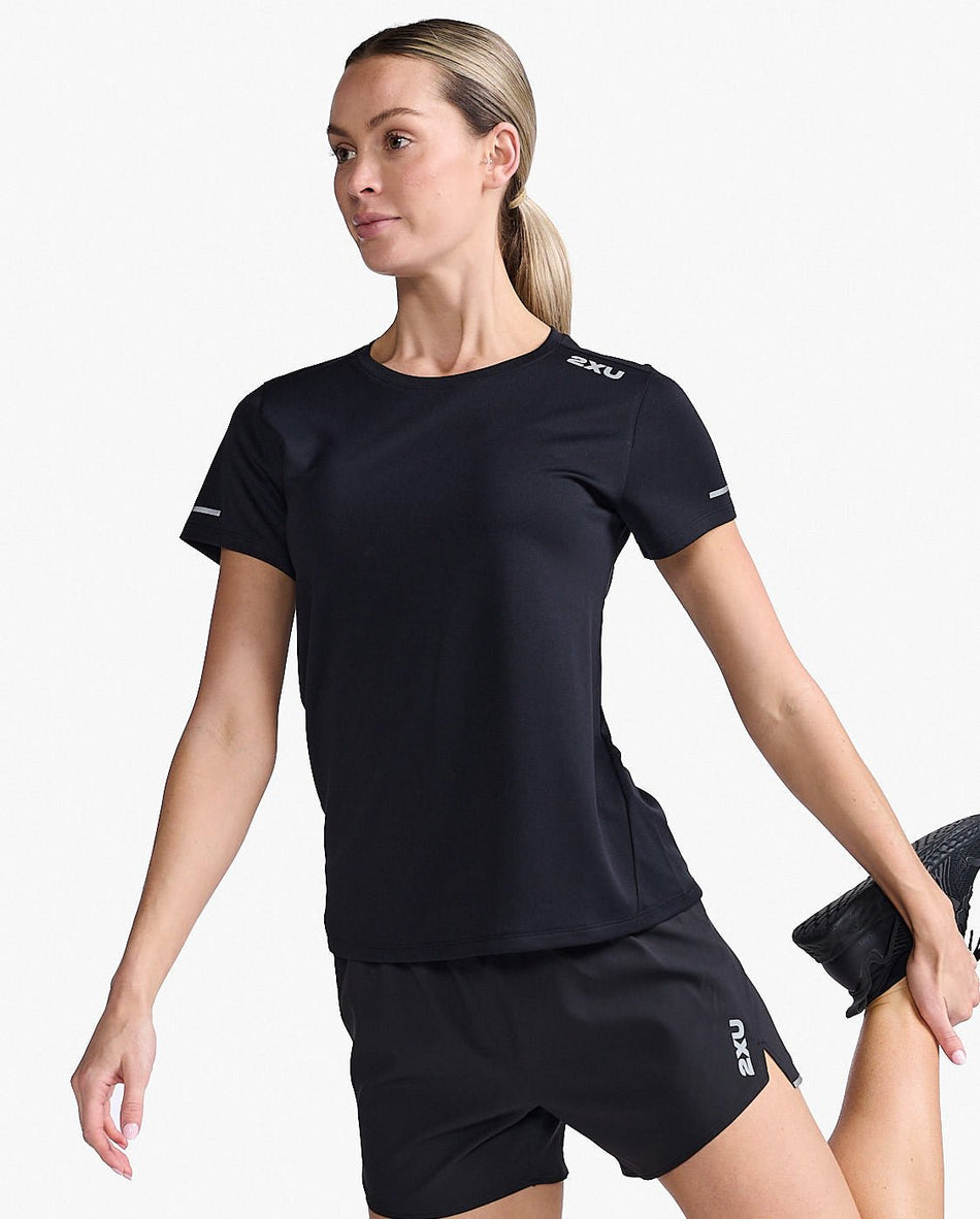 2XU - Aero T-Shirt Damen - black/silver reflective - 2X - WR6565A - BLK/SRF - XS - Sportbrands24