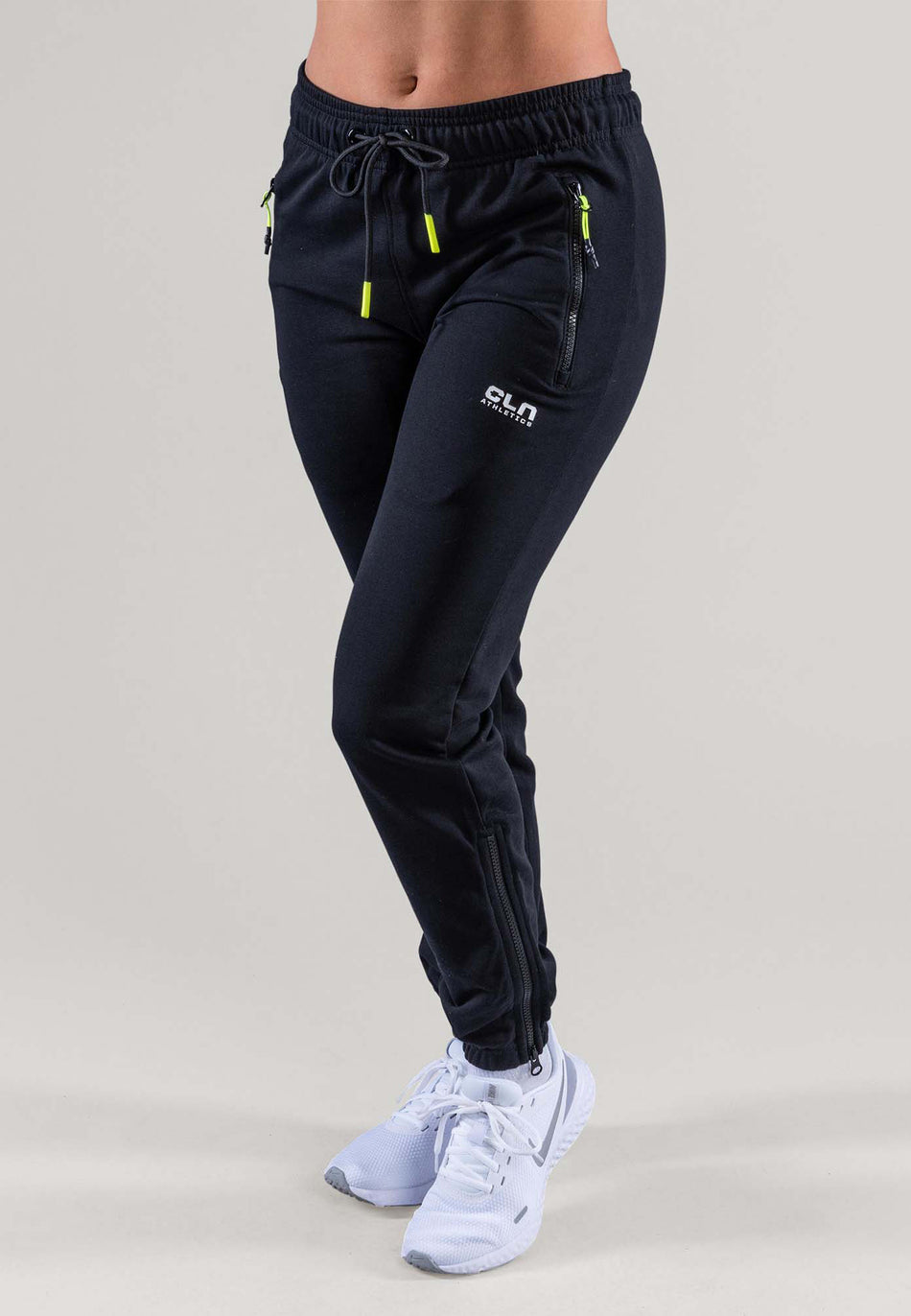 Whisper Sweatpant Damen - black