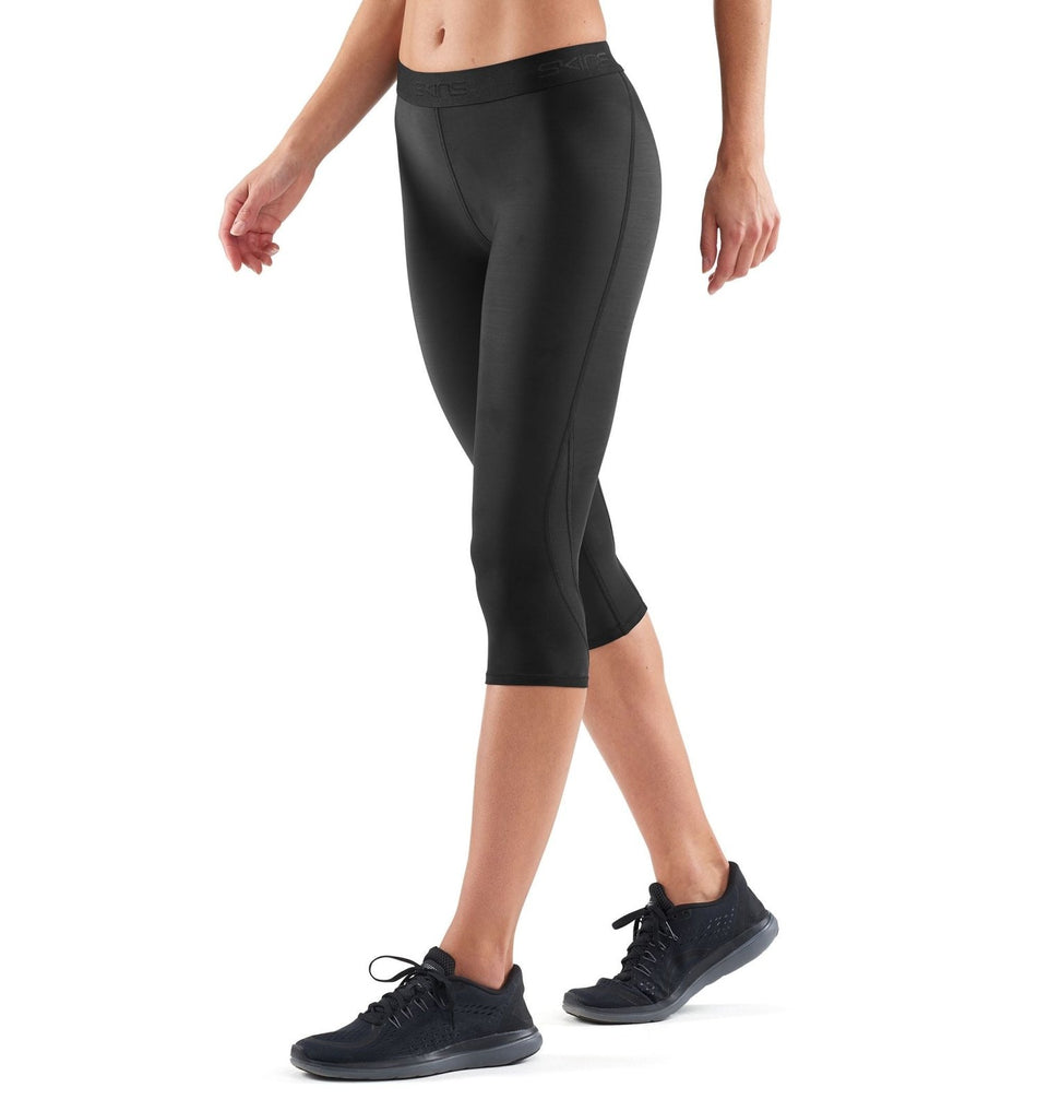 Skins - DNAmic Capri Tights Kompressionshose Damen - Black/Black - SK - DA99060089033FXS - Sportbrands24