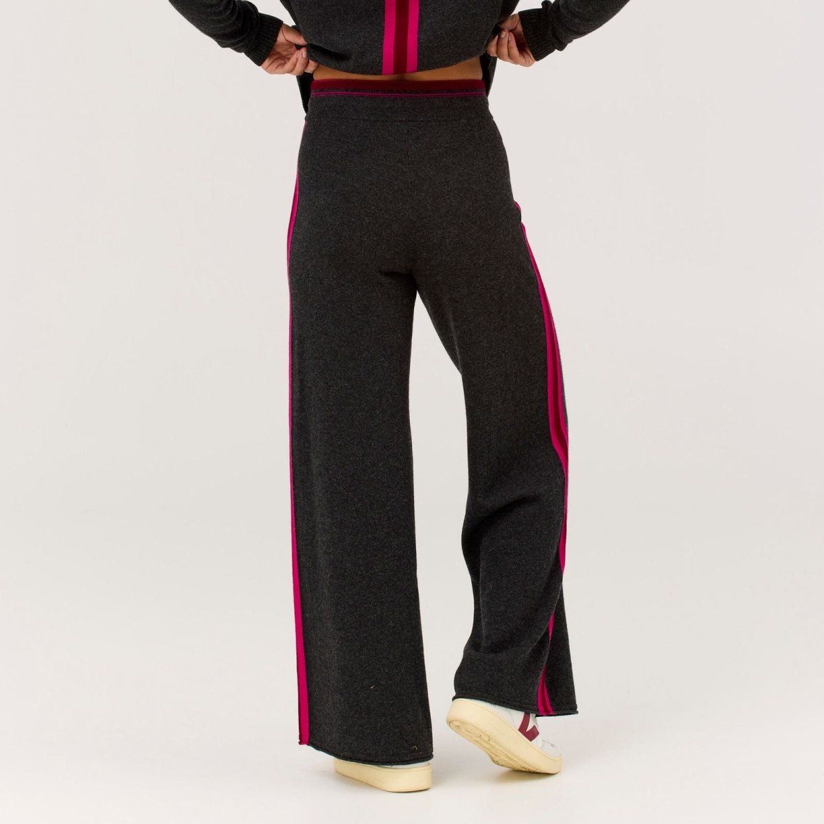 Krimson Klover - Apres Pant Sweatpant Damen - graphite - KK-F25401-013-XS - Sportbrands24