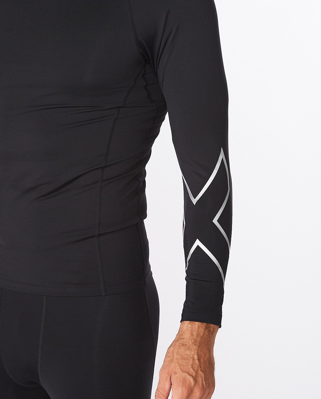 2XU - Ignition Compression Long Sleeve Herren - black/silver - 2X - MA6404A - BLK/SIL - S - Sportbrands24