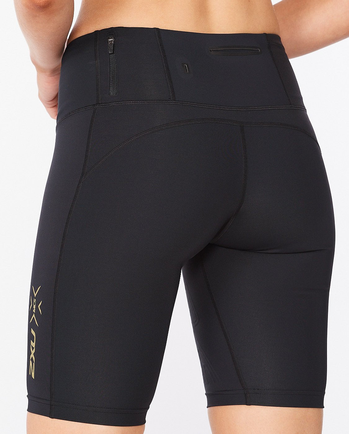 2XU - Light Speed Mid - Rise Comp Laufshorts Damen - black/gold reflective - 2X - WA6593B - BLK/GRF - XS - Sportbrands24