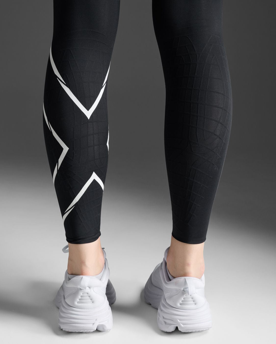 2XU - Light Speed React Hi - Rise Compression Tight Tights Damen - black/white reflective - 2X - WA7101B - BLK/WRF - XS - Sportbrands24