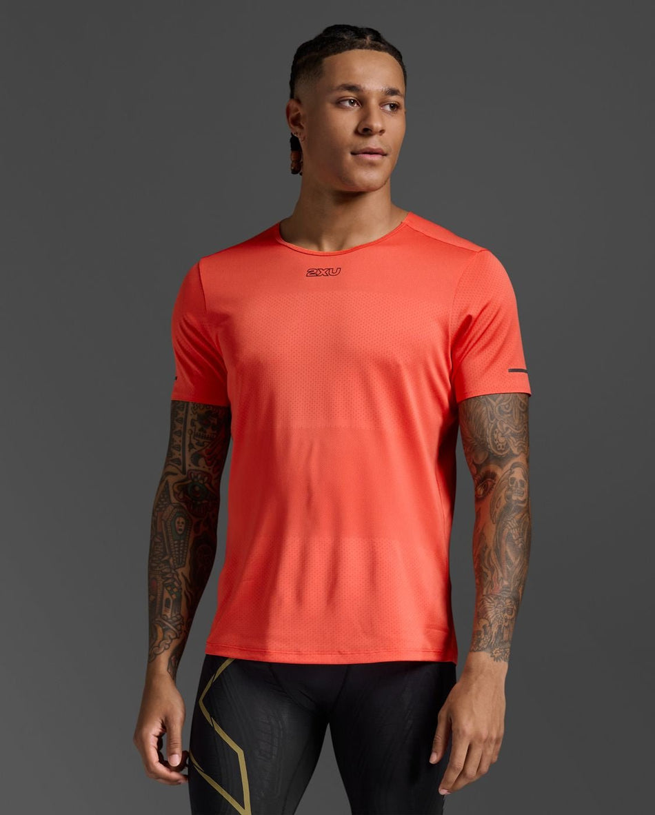 2XU - Light Speed Tech Tee Funktionsshirt Herren - ember/black reflective - 2X - MR7150A - EMB/BRF - S - Sportbrands24