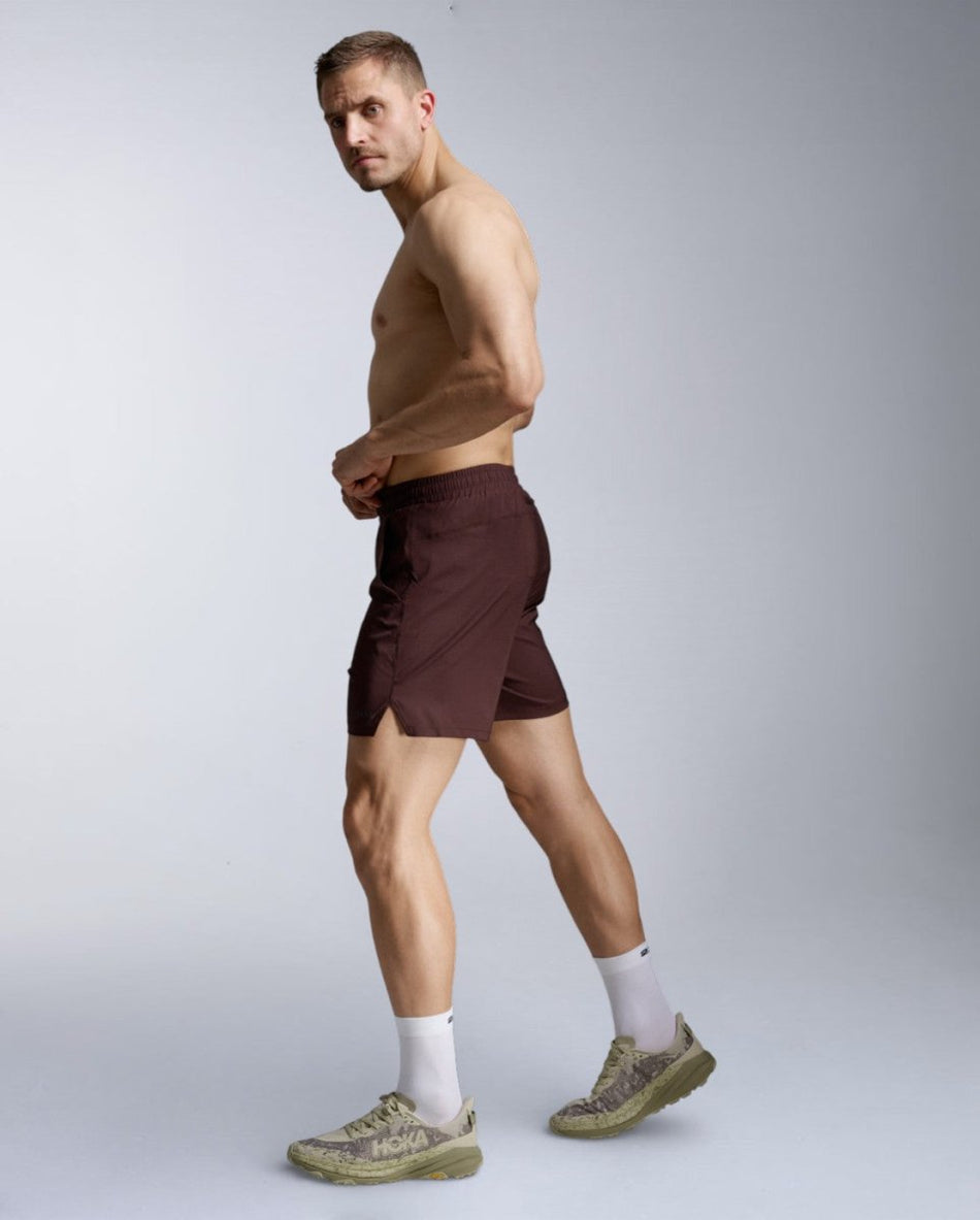 2XU - Aeroe 7 Inch Short Laufshort Herren - bark/black reflective - 2X-MR6904B-BAR/BRF-XS - Sportbrands24