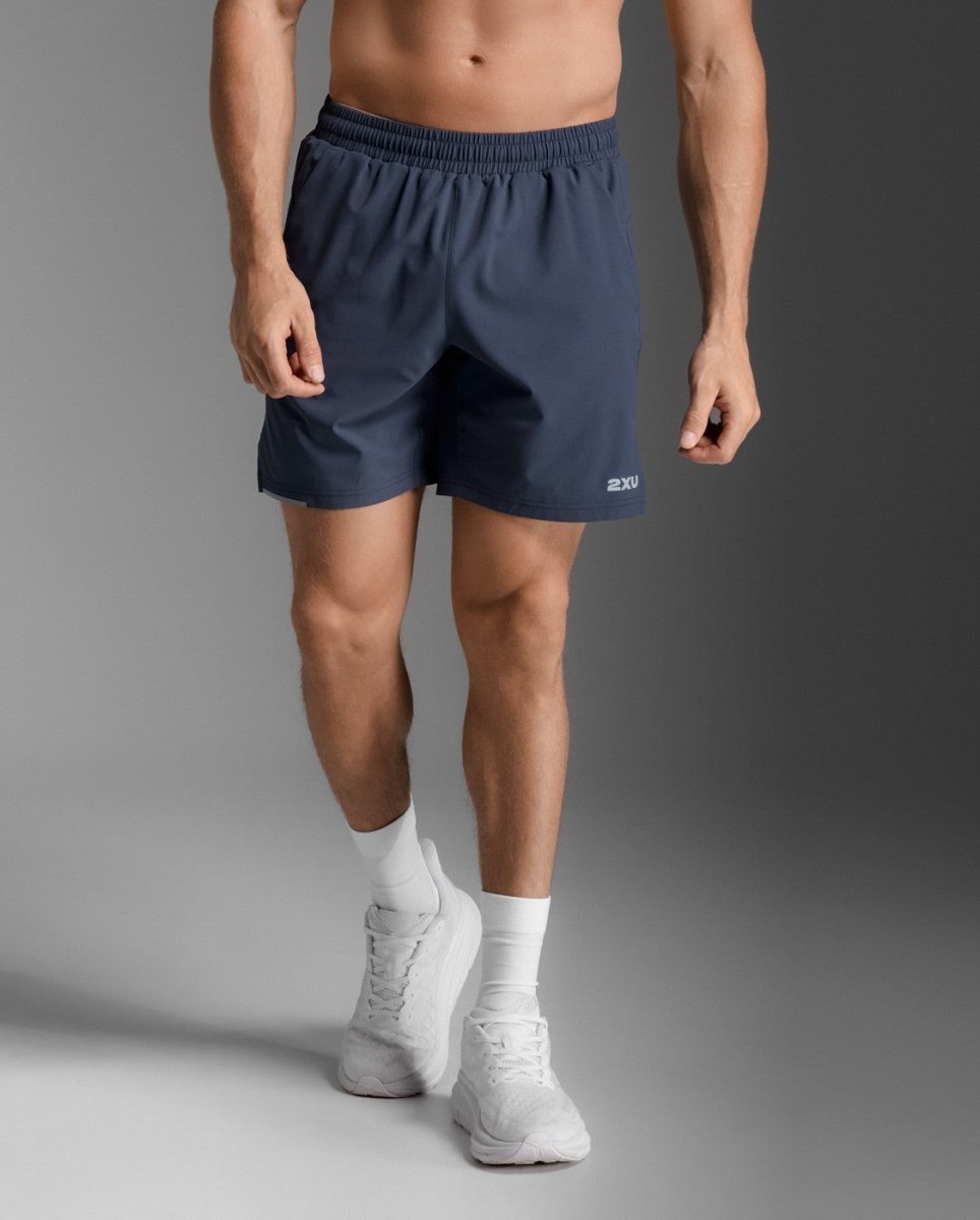 2XU - Aeroe 7 Inch Short Laufshort Herren - midnight/silver reflective - 2X-MR6904B-MDN/SRF-S - Sportbrands24