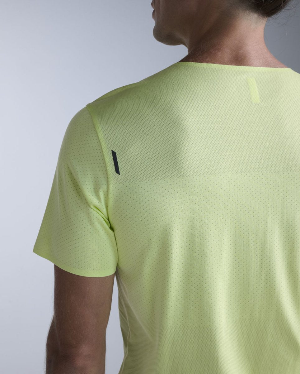 2XU - Light Speed Tech Tee Laufshirt Herren - cool matcha/black reflective - 2X-MR7150A-CLM/BRF-XS - Sportbrands24