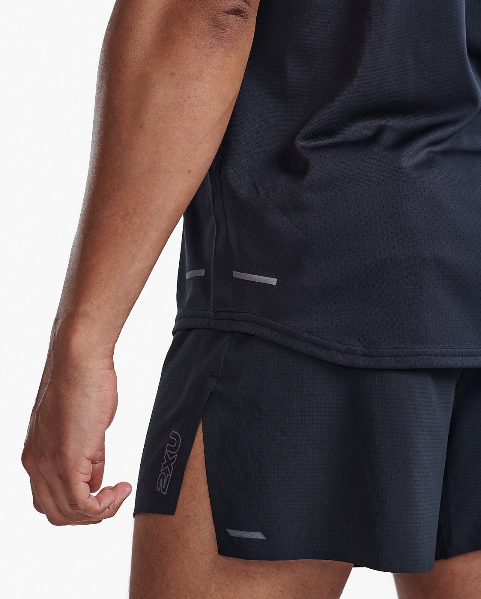 2XU - Light Speed Tech Singlet Tanktop Herren - black/black reflective - 2X-MR7151A-BLK/BRF-XS - Sportbrands24