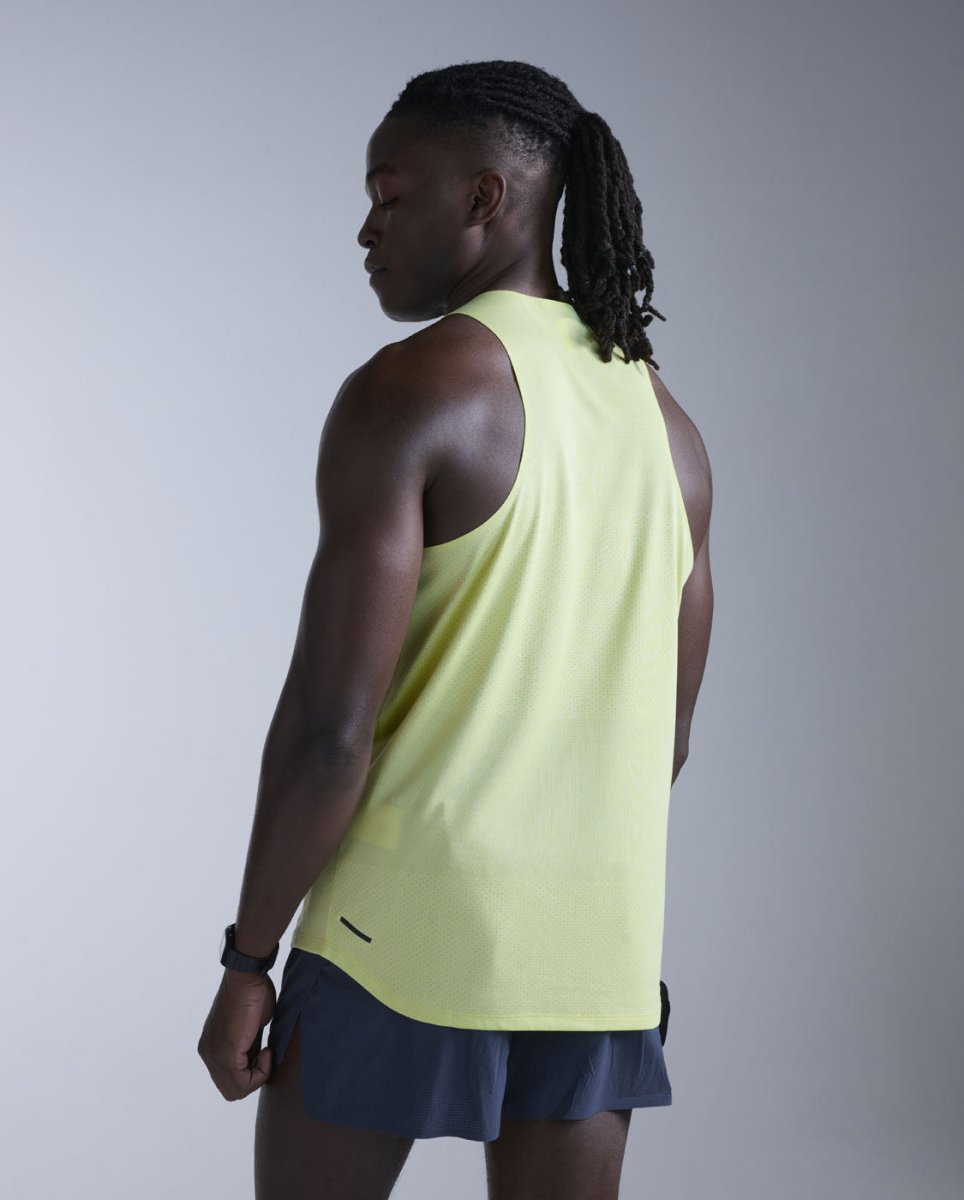 2XU - Light Speed Tech Singlet Lauf Tank Herren - cool matcha/black reflective - 2X-MR7151A-CLM/BRF-XS - Sportbrands24