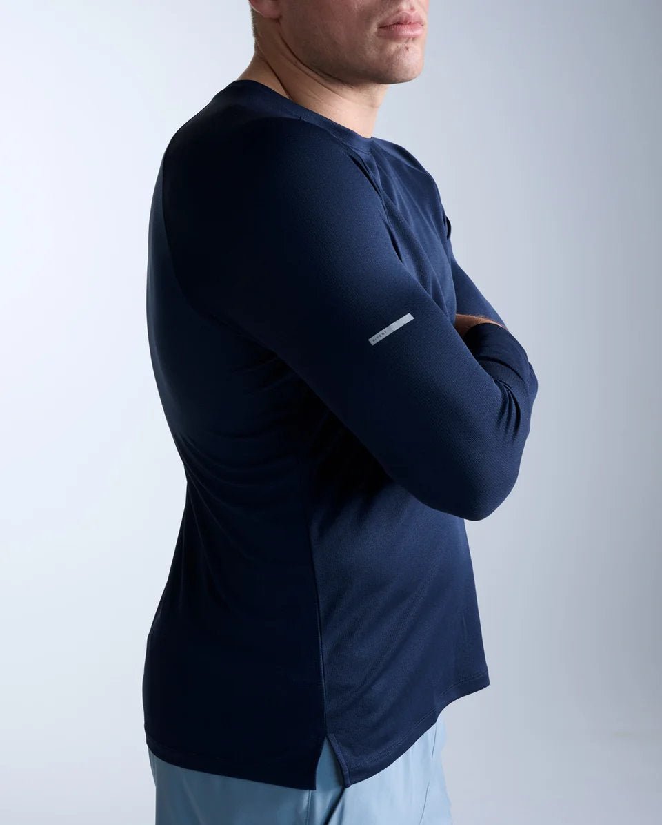 2XU - Aero Mesh Long Sleeve Laufshirt Herren - midnight/silver reflective - 2X-MR7422A-MDN/SRF-XXL - Sportbrands24