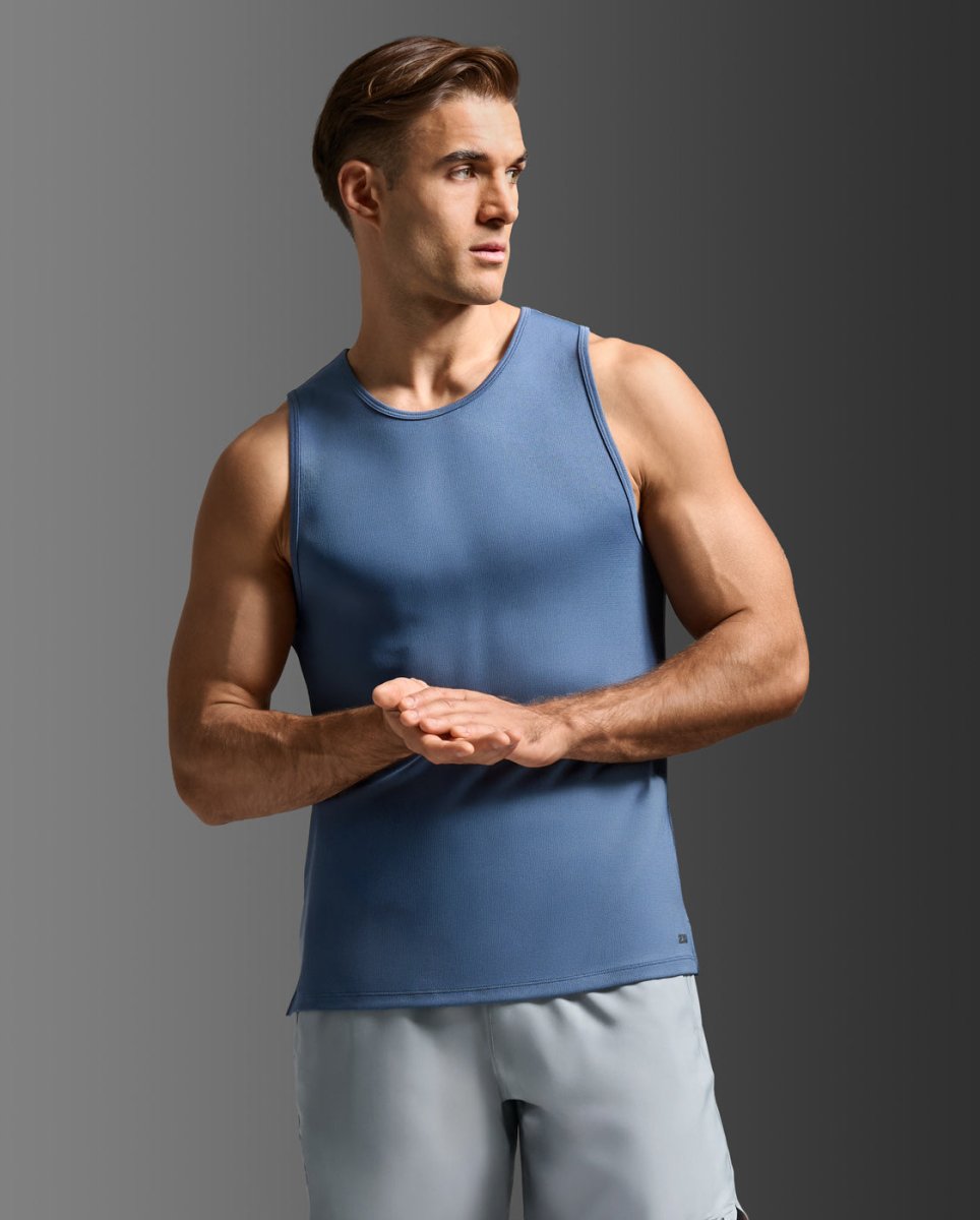 2XU - Aero Mesh Tank Laufshirt Herren - indigo/black reflective - 2X-MR7440A-IND/BRF-XS - Sportbrands24