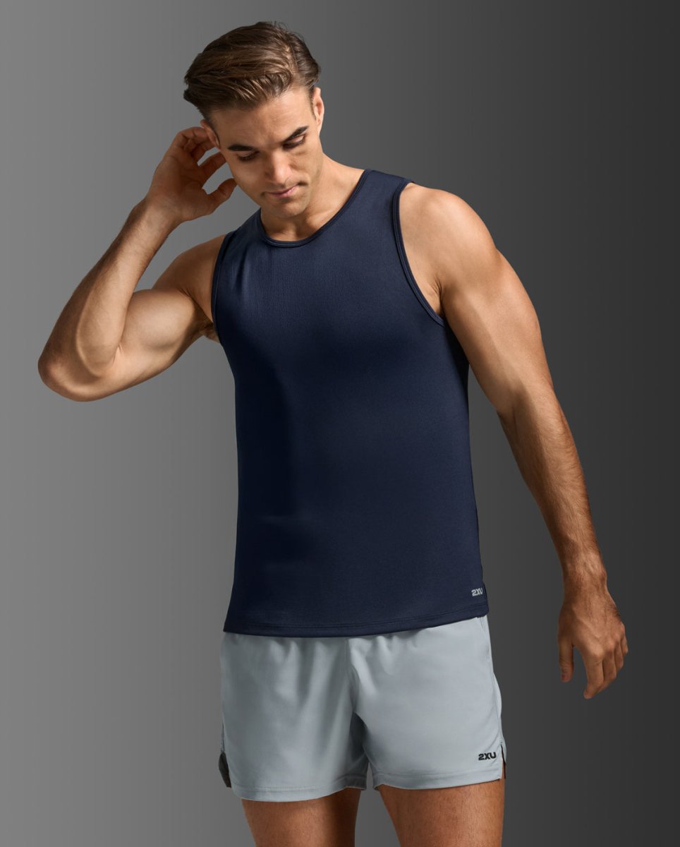 2XU - Aero Mesh Tank Laufshirt Herren - midnight/silver reflective - 2X-MR7440A-MDN/SRF-XS - Sportbrands24