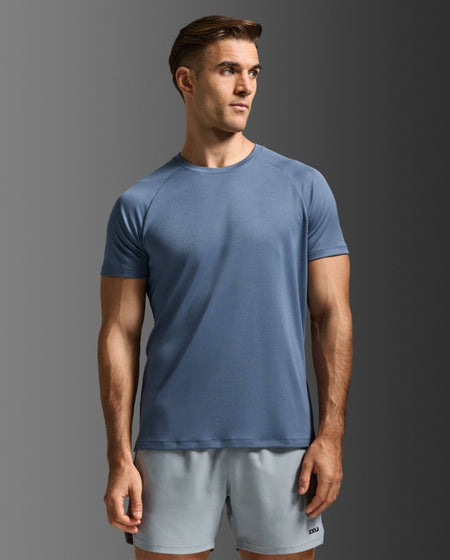 2XU - Aero Mesh Tee Laufshirt Herren - indigo/black reflective - 2X-MR7441A-IND/BRF-XS - Sportbrands24