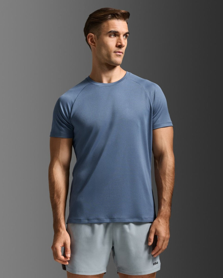 2XU - Aero Mesh Tee Laufshirt Herren - indigo/black reflective - 2X-MR7441A-IND/BRF-XS - Sportbrands24