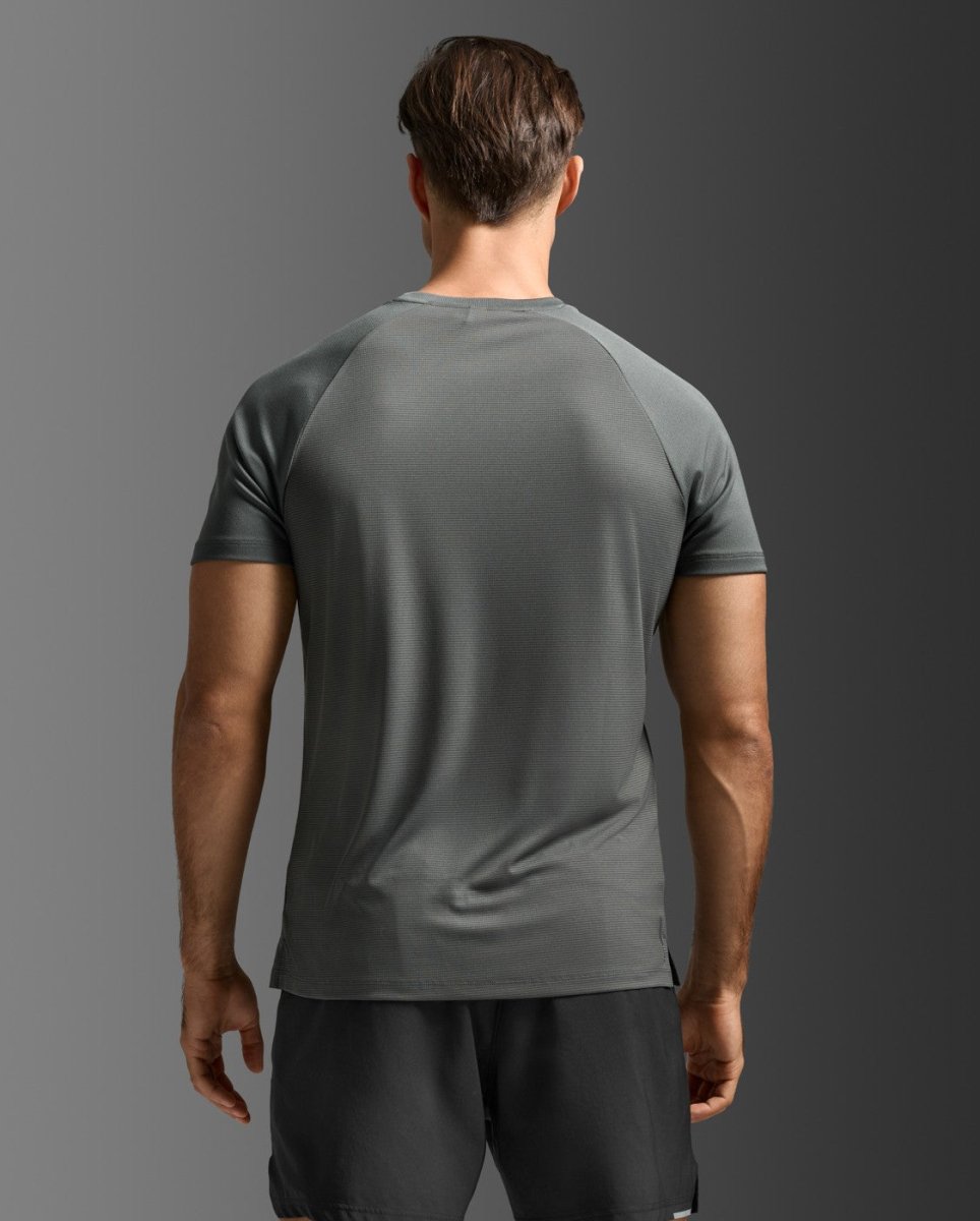 2XU - Aero Mesh Tee Laufshirt Herren - jupiter/black reflective - 2X-MR7441A-JUP/BRF-XS - Sportbrands24
