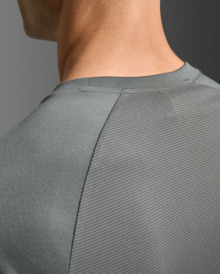 2XU - Aero Mesh Tee Laufshirt Herren - jupiter/black reflective - 2X-MR7441A-JUP/BRF-XS - Sportbrands24