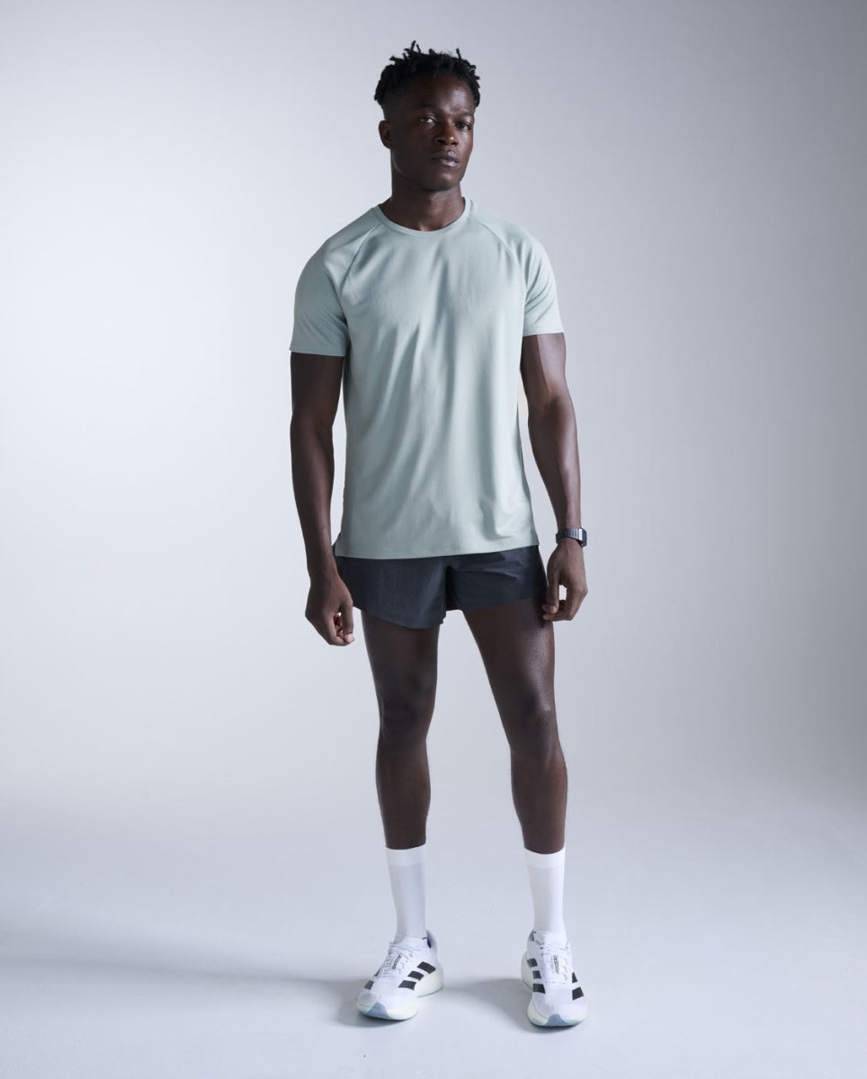 2XU - Aero Mesh Tee Laufshirt Herren - smoke blue/black reflective - 2X-MR7441A-SMB/BRF-XS - Sportbrands24