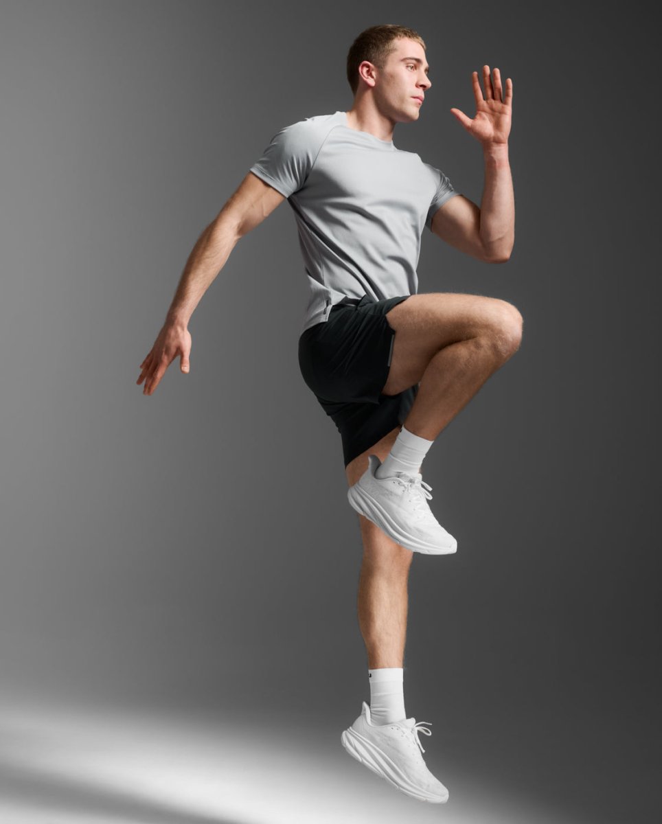 2XU - Aero Mesh Tee Laufshirt Herren - weathervane/black reflective - 2X-MR7441A-WTV/BRF-XS - Sportbrands24