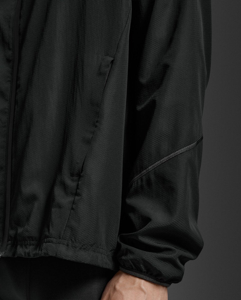 2XU - Aero Hex Windbreaker Windjacke Herren - black/silver reflective - 2X-MR7518A-BLK/SRF-XL - Sportbrands24