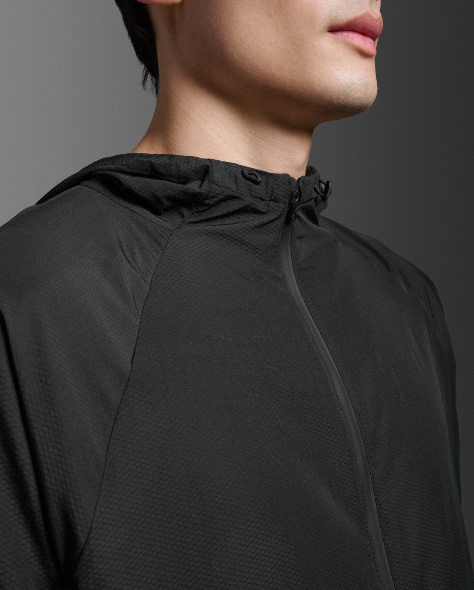 2XU - Aero Hex Windbreaker Windjacke Herren - black/silver reflective - 2X-MR7518A-BLK/SRF-XL - Sportbrands24