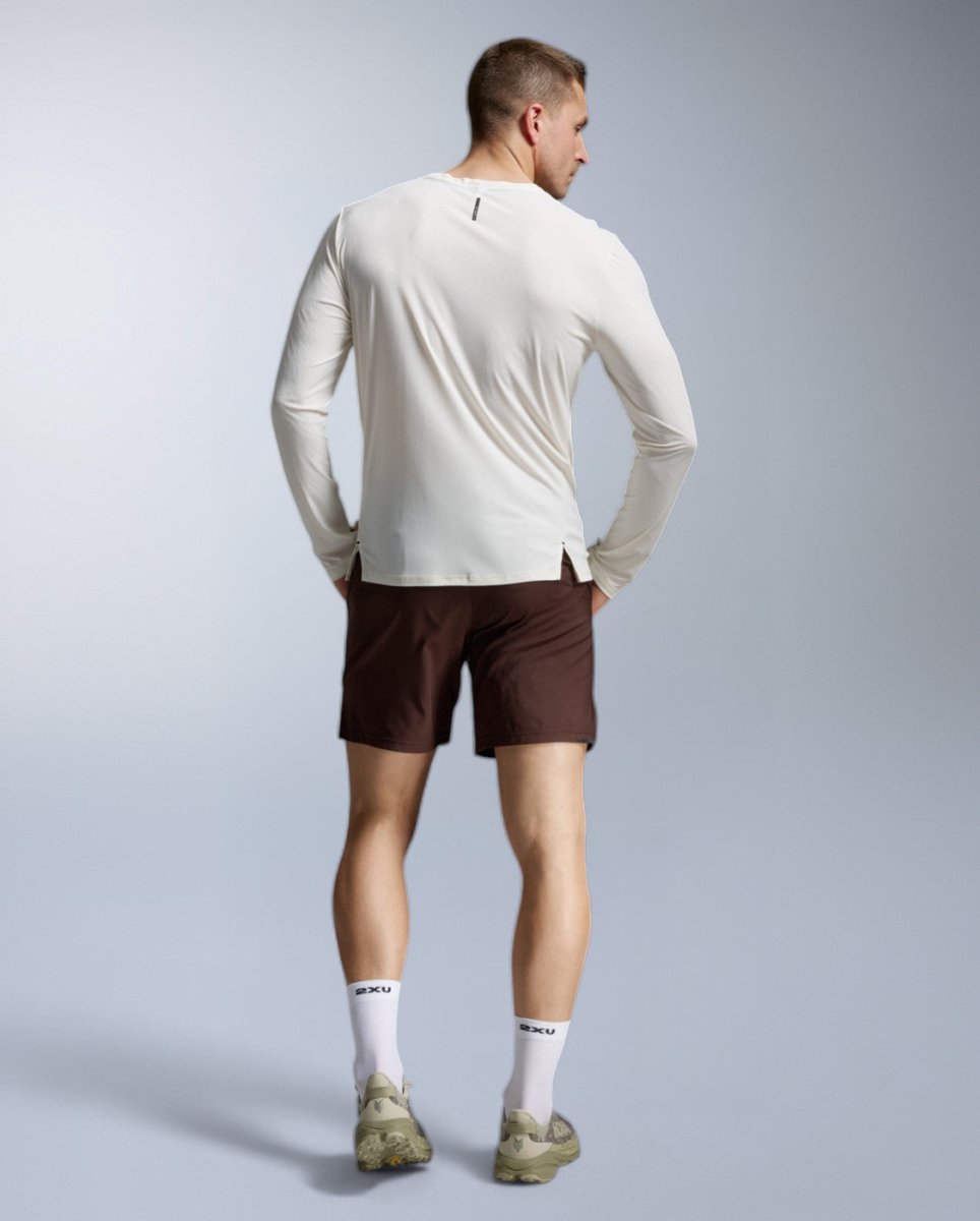 2XU - Aero Trail Long Sleeve Laufshirt Herren - chalk/black reflective - 2X-MR7671A-CHK/BRF-XS - Sportbrands24