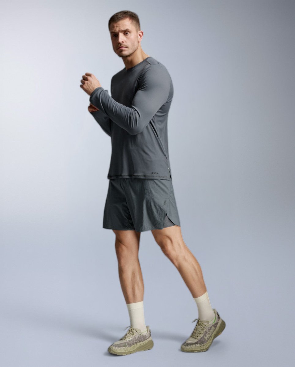 2XU - Aero Trail Long Sleeve Laufshirt Herren - turbulence/black reflective - 2X-MR7671A-TRB/BRF-XXL - Sportbrands24