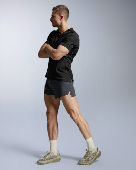 2XU - Aero Trail Tee Laufshirt Herren - black/black reflective - 2X-MR7672A-BLK/BRF-XS - Sportbrands24