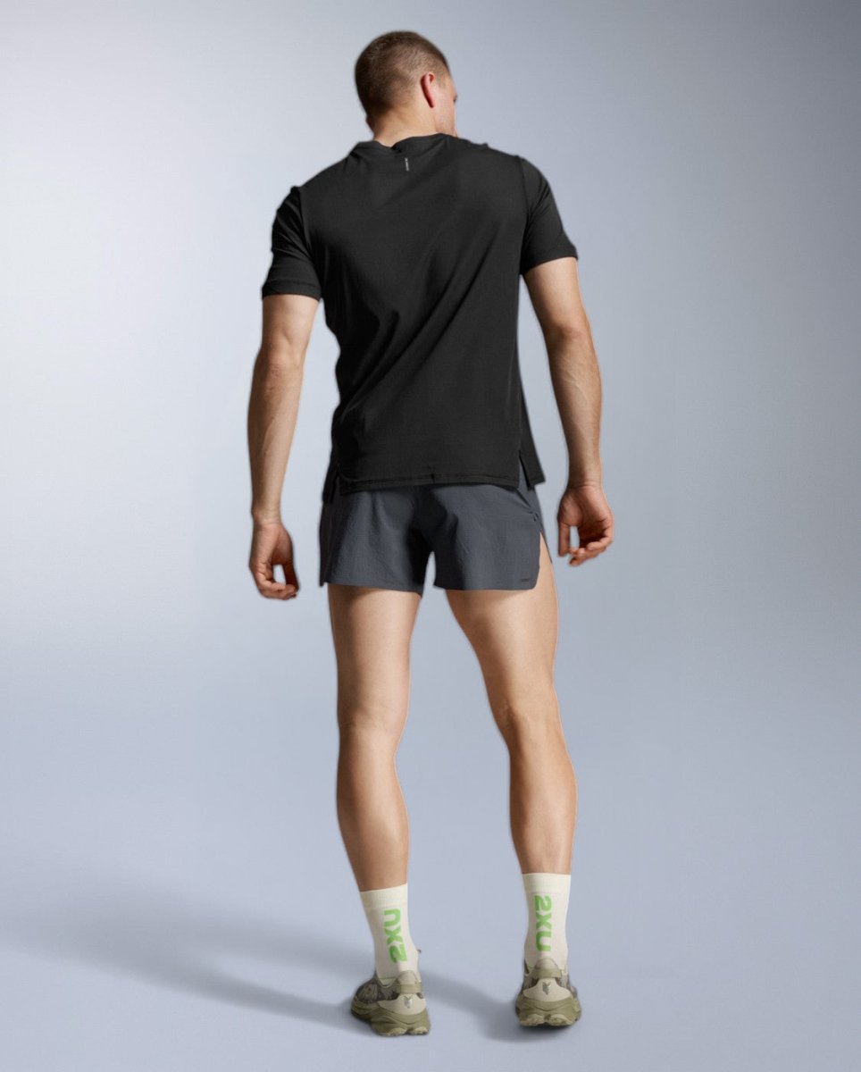 2XU - Aero Trail Tee Laufshirt Herren - black/black reflective - 2X-MR7672A-BLK/BRF-XS - Sportbrands24