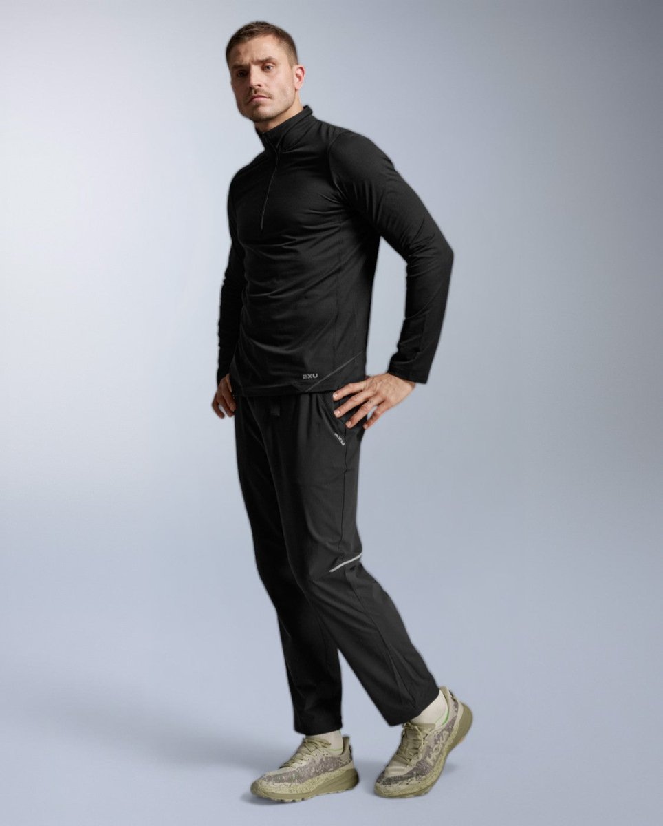 2XU - Aero Trail 1/2 Zip Laufshirt Herren - black/silver reflective - 2X-MR7677A-BLK/SRF-XS - Sportbrands24