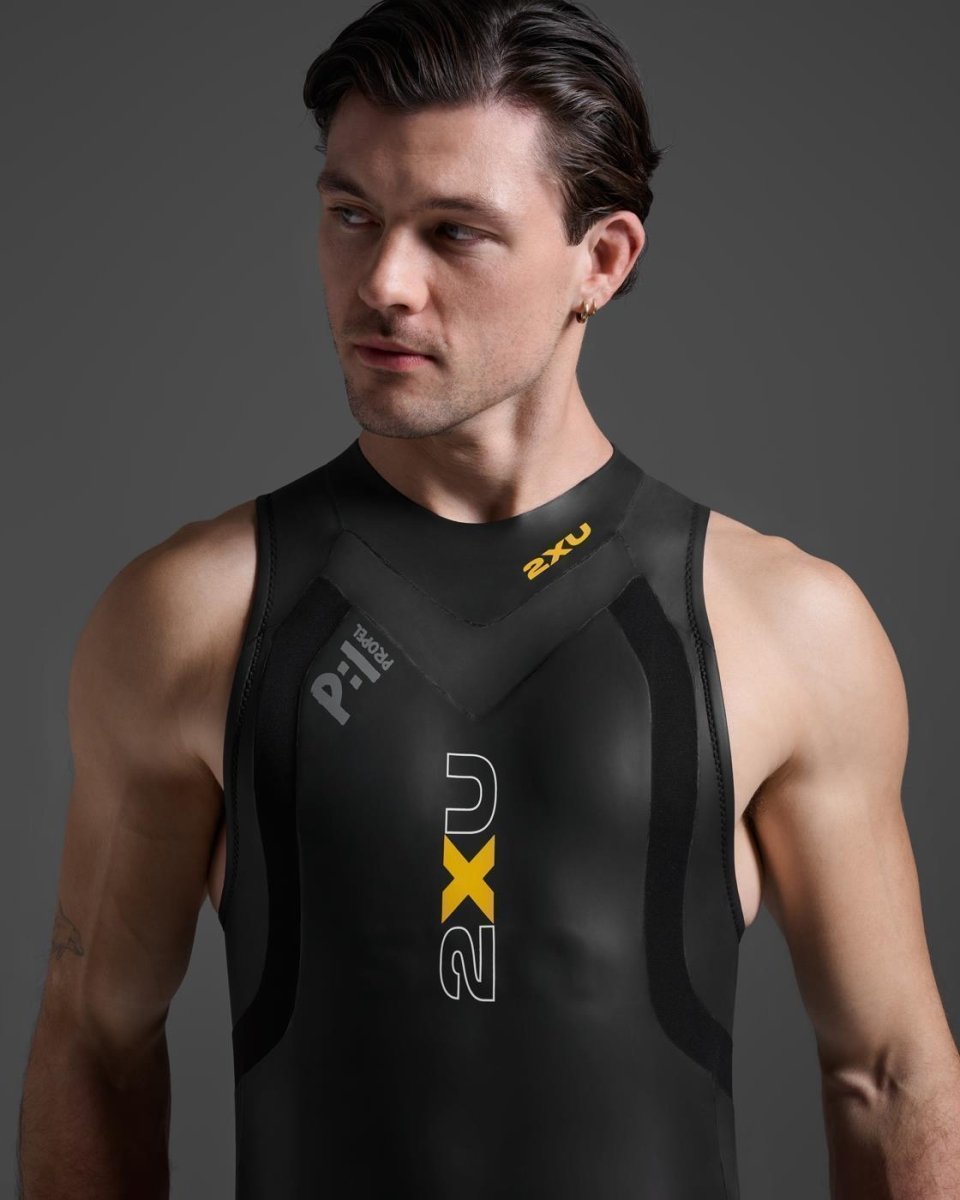 2XU - Propel P:1 Sleeveless Neoprenanzug Herren - black/ambition - 2X-MW4992C-BLK/ABN-MT - Sportbrands24