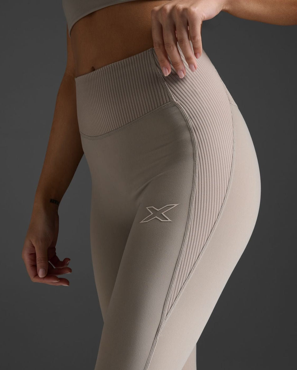 2XU - Ribbed Hi - Rise Compression Tight Damen - carbon/moon - 2X - WA7281B - CAR/MNG - S - Sportbrands24