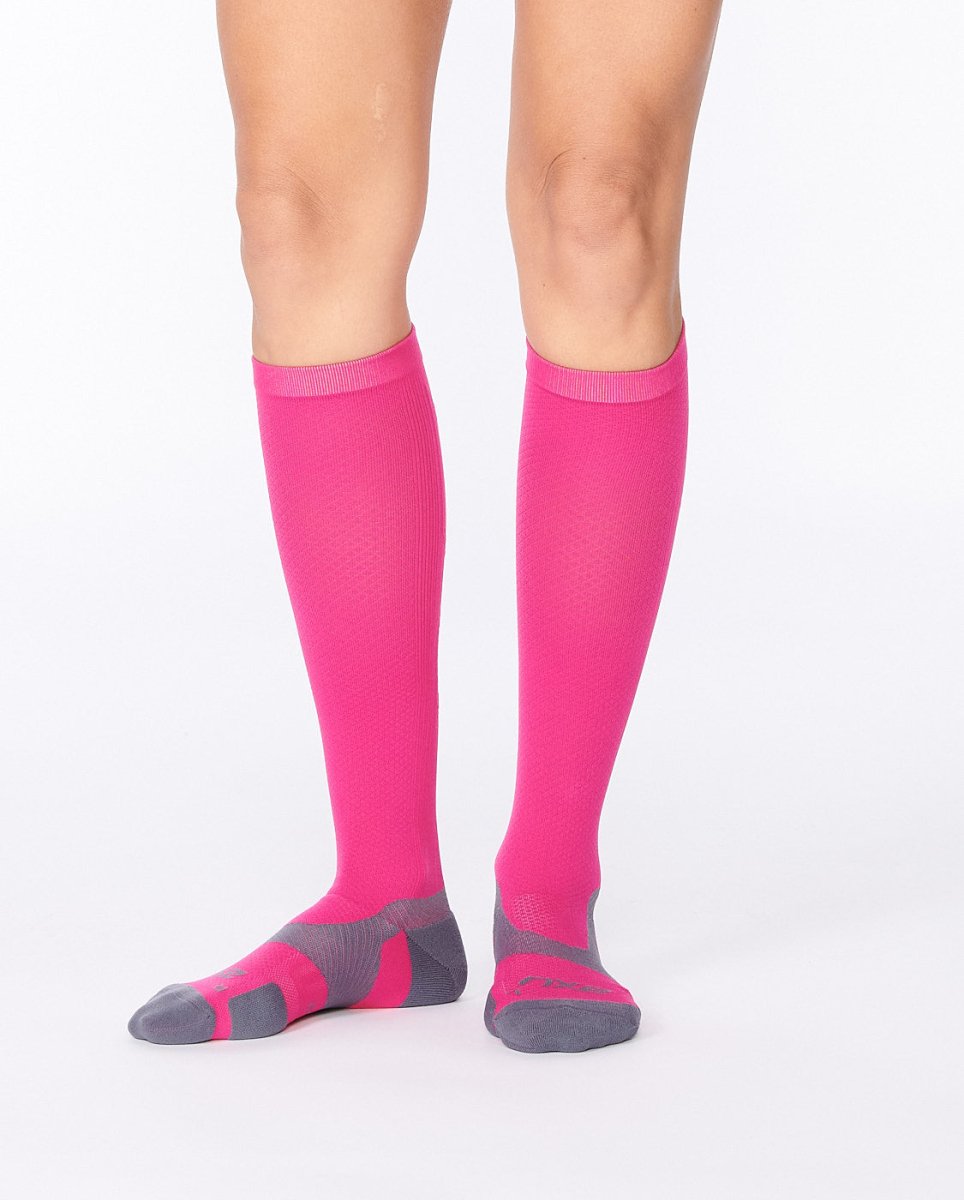 2XU - Unisex Vectr L.Cush Full Length Sportsocke - hot pink/grey - 2X-UA5155E-HPK/GRY-L1 - Sportbrands24