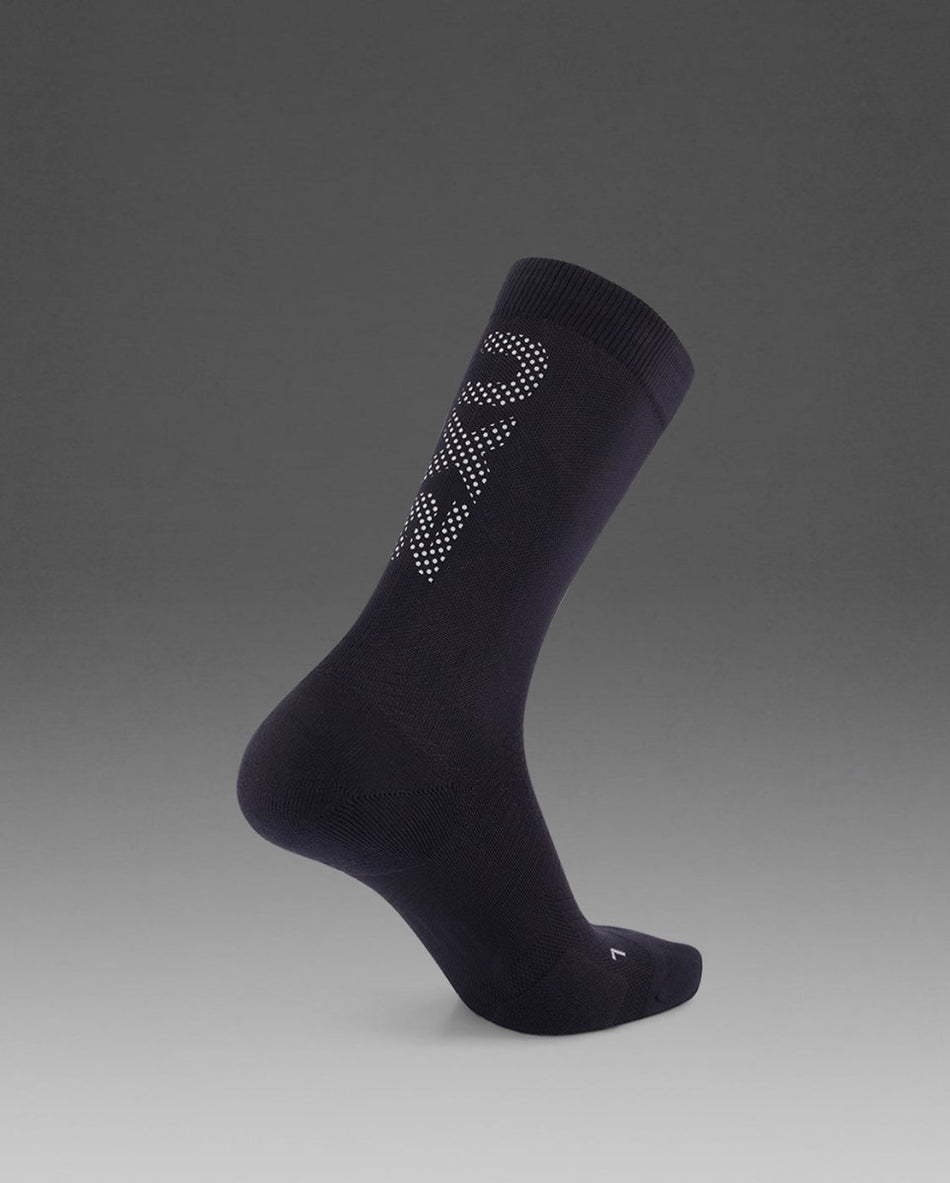 2XU - Vectr Reflective Crew Socks Sportsocke - black/silver reflective - 2X-UA7355E-BLK/SRF-M - Sportbrands24