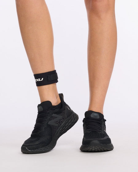 2XU - TIMING CHIP STRAP Timing - Chip - Gurt - black/black - 2X-UQ3799G-BLK/BLK-OSFA - Sportbrands24