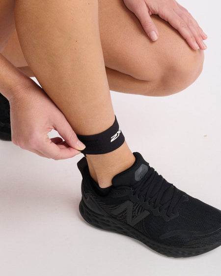 2XU - TIMING CHIP STRAP Timing - Chip - Gurt - black/black - 2X-UQ3799G-BLK/BLK-OSFA - Sportbrands24