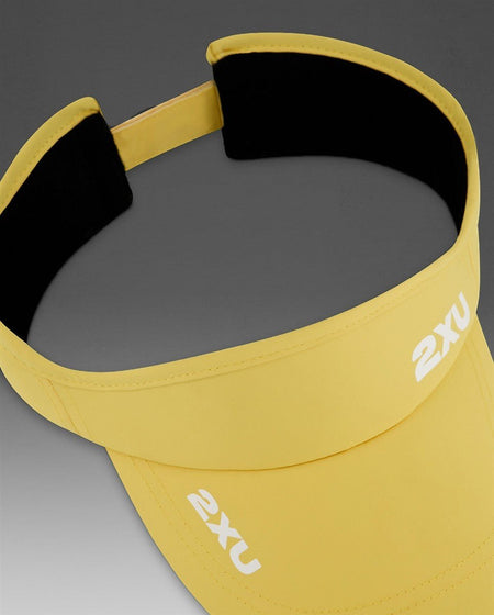 2XU - Run Visor Schirmmütze - pixel lemon/white - 2X-UQ5686F-PXL/WHT-OSFA - Sportbrands24