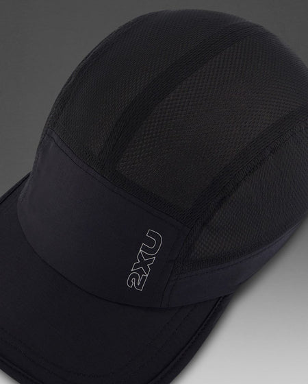 2XU - Light Speed Cap - black/silver reflective - 2X-UQ6741F-BLK/SRF-OSFA - Sportbrands24