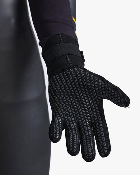 2XU - Propel Neoprene Gloves Neoprenhandschuhe - black/ambition - 2X-UW7022H-BLK/ABN-S - Sportbrands24